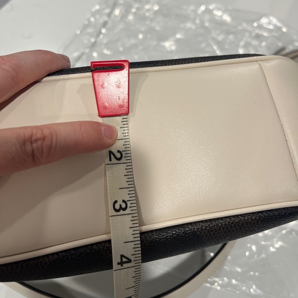 New! Coach! - Picture 11 of 16